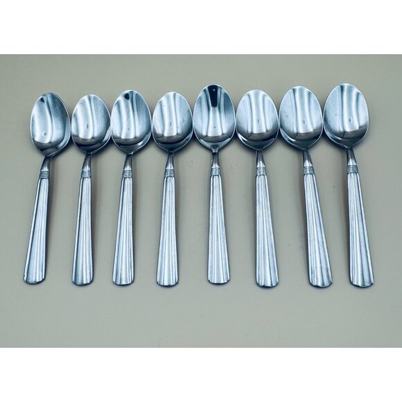 8 Pfaltzgraff KENILWORTH Soup Spoons 18/10 Stainless Steel Discontinued 6 3/4" - Picture 3 of 6